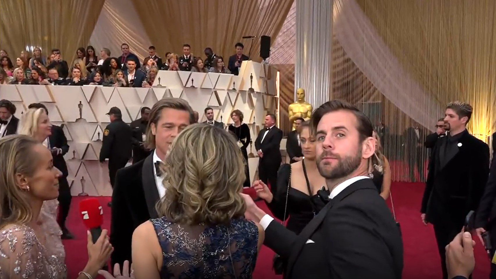 Pär Lernströms nästanintervju med Brad Pitt på Oscarsgal...