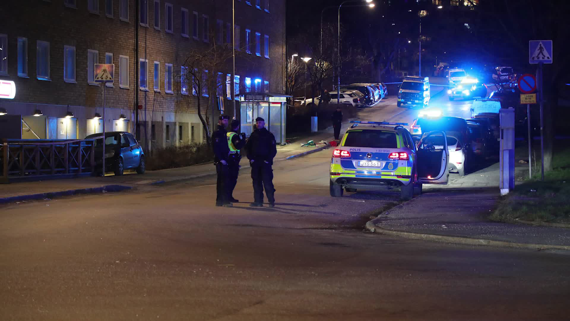 Man Skjuten Till Döds Av Polis I Västra Stockholm